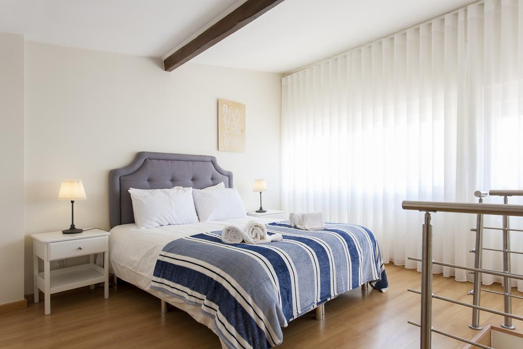 Апартаменты Joivy Bright 2Br Apt With River Views &Balcony In Alfama, Moments From Santa Apolonia Train Station Лиссабон Экстерьер фото